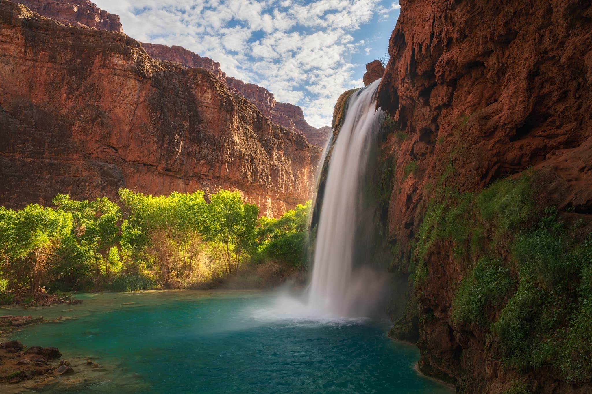 Havasu Falls spilling into a turquoise pool